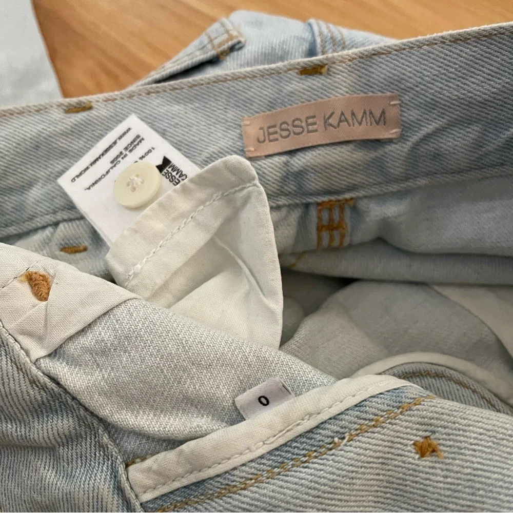 SOLD Jesse Kamm 225 - Picture 3 of 5